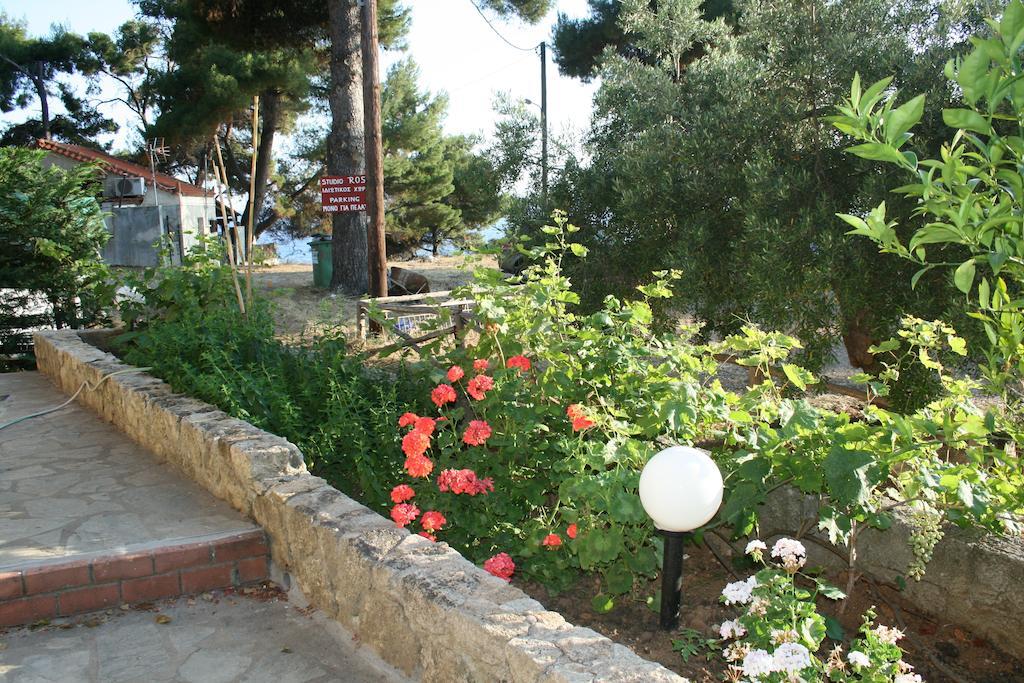 Xenios Loutra Village Karnagio ภายนอก รูปภาพ