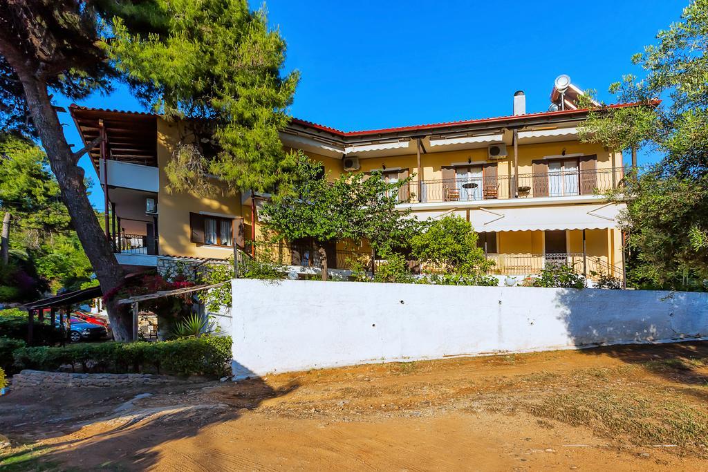 Xenios Loutra Village Karnagio ภายนอก รูปภาพ