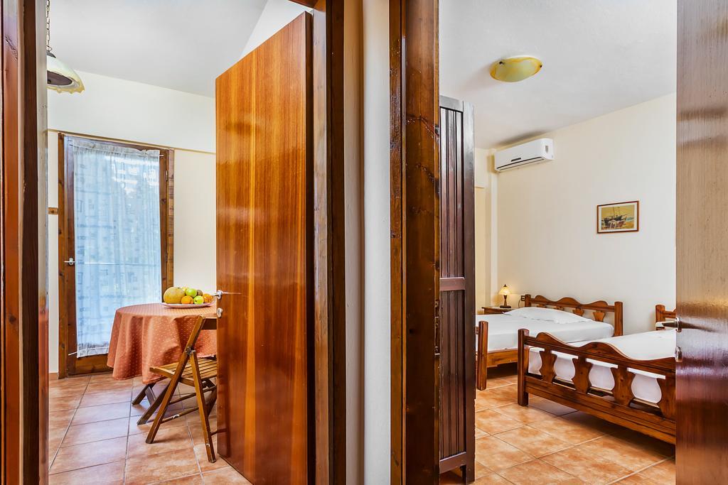 Xenios Loutra Village Karnagio ภายนอก รูปภาพ