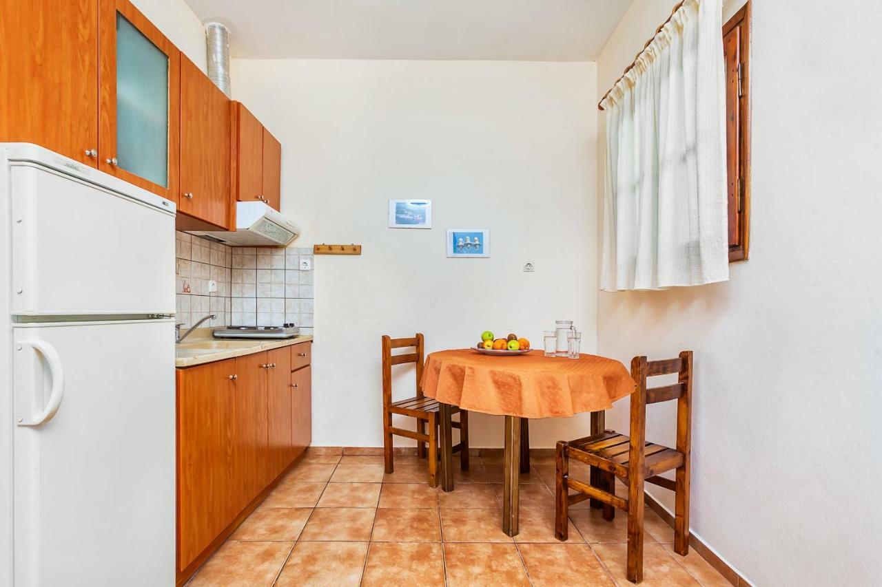 Xenios Loutra Village Karnagio ภายนอก รูปภาพ
